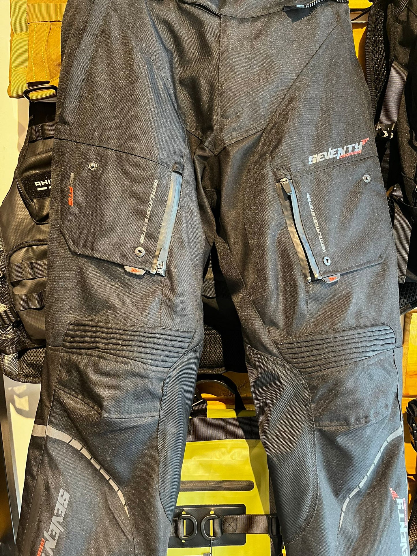 Pantalon Seventhy 4 Estaciones talle XS, Nuevo, 1 solo uso
