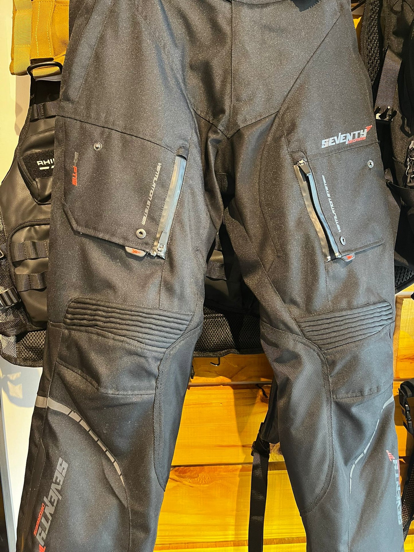 Pantalon Seventhy 4 Estaciones talle XS, Nuevo, 1 solo uso
